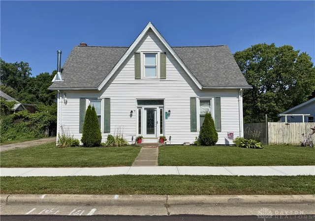 3rd image of 47 Maple St, Harveysburg, OH 45032 | MLS# 964307