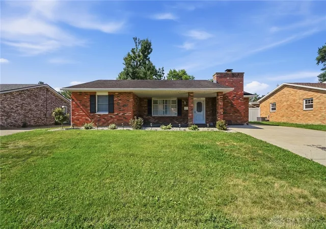 Homes for sale in Xenia, OH | 1853 Pueblo Dr, Xenia, OH 45385 | MLS# 964285