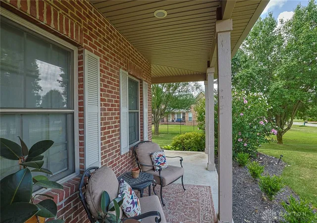 5th image of 1862 Pence Ridge Ct, Lebanon, OH 45036 | MLS# 964169