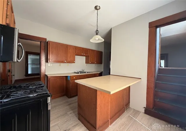 4th image of 23 E Parkwood Dr, Dayton, OH 45405 | MLS# 962530