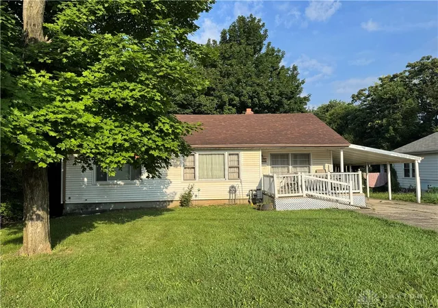Photo 1 of Sale Pending at 204 Gideon Rd, Middletown, OH 45044 | MLS# 964326 | Listing updated on 2026-07-23