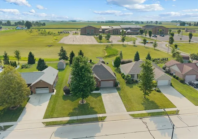 Photo 2 of Single family home for sale at 105 Sierra Ln, Arcanum, OH 45304 | MLS# 964164 | Listing updated on 2026-10-03