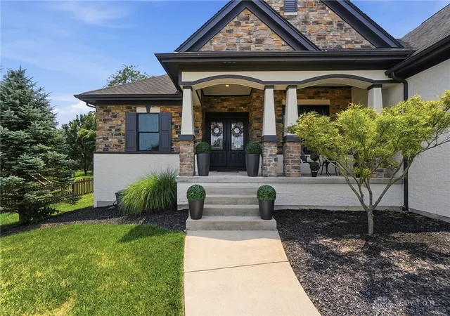 3rd image of 2611 Patrick Henry Dr, Beavercreek, OH 45434 | MLS# 964283
