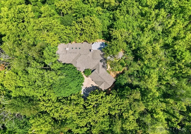 3rd image of 1883 Greentree Rd, Lebanon, OH 45036 | MLS# 964382