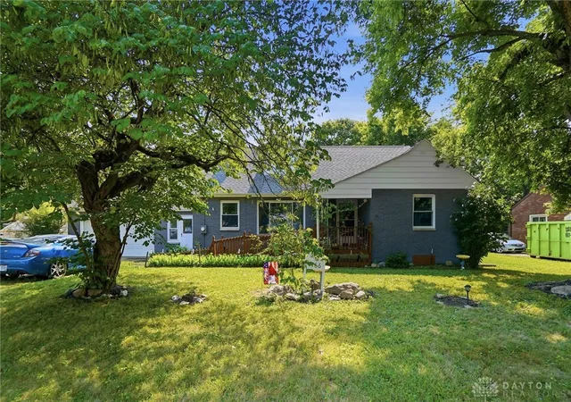 Homes for sale in Beavercreek, OH | 1466 S Central Dr, Beavercreek, OH 45432 | MLS# 964391