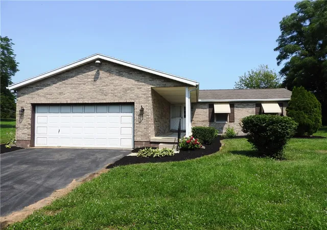 Photo 1 of Single family home for sale at 8180 Dog Leg Rd, Dayton, OH 45414 | MLS# 964385 | Listing updated on 2026-07-16