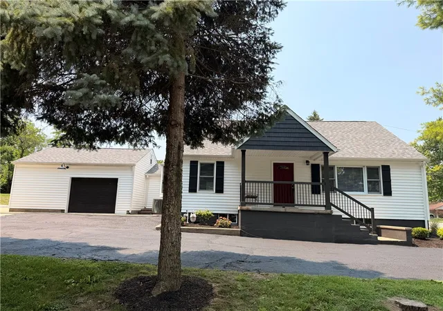 Homes for sale in Englewood, OH | 514 W Wenger Rd, Englewood, OH 45322 | MLS# 964270
