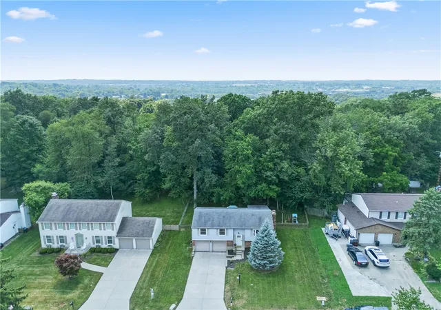 Homes for sale in Beavercreek, OH | 4008 Willow Run Dr, Beavercreek, OH 45430 | MLS# 964332