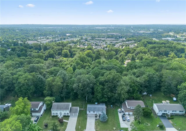 Homes for sale in Beavercreek, OH | 4008 Willow Run Dr, Beavercreek, OH 45430 | MLS# 964332