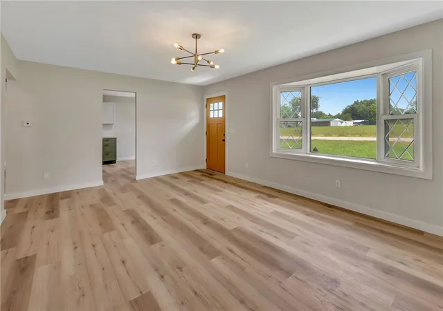 3rd image of 6701 Ellen Dr, Jefferson Twp, OH 45417 | MLS# 963958