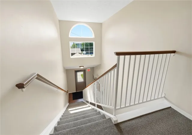 Listing Photo 2 - Condo for sale in building located at 1670 Piper Ln, Centerville, OH 45440 - Unit #206