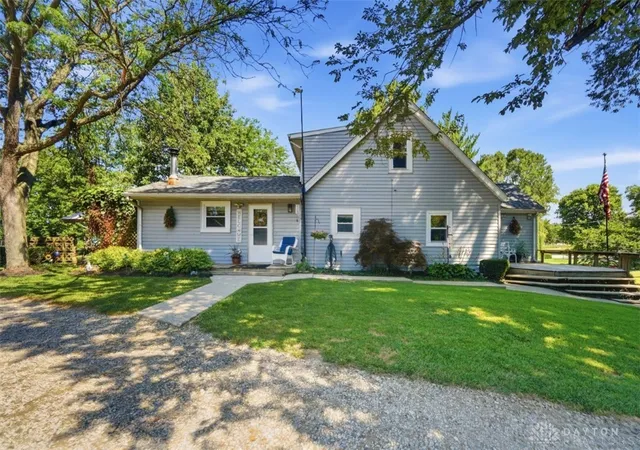 1st image of 5575 Horseshoe Bend Rd, Hamilton, OH 45011 | MLS# 964439