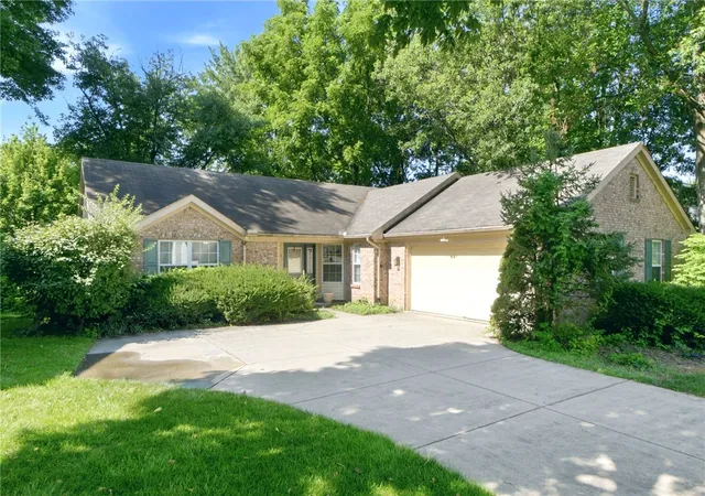 2nd image of 65 Reed Rd, Springboro, OH 45066 | MLS# 964442