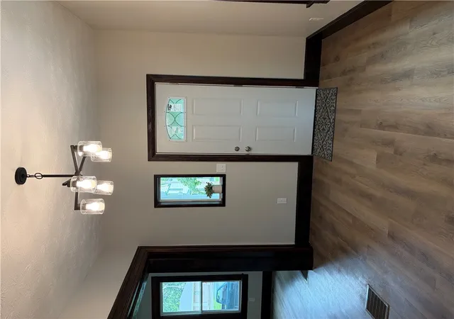 Photo 3 of Single family home for sale at 9 Glenwood Ave, Dayton, OH 45405 | MLS# 963999 | Listing updated on 2026-07-17