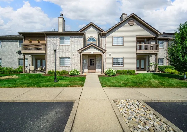 1st image of 1755 Piper Landing Ln #104, Dayton, OH 45440 | MLS# 964393