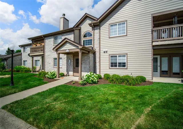 Photo 3 of Sale Pending at 1755 Piper Landing Ln #104, Dayton, OH 45440 | MLS# 964393 | Listing updated on 2026-07-28