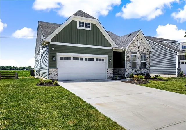 4th image of 454 Red Maple Ln, Wilmington, OH 45177 | MLS# 964468