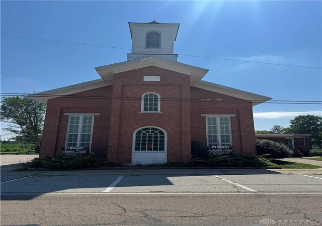 Photo 1 of Sale Pending at 4690 N Sulphur Springs Rd, Brookville, OH 45309 | MLS# 963911 | Listing updated on 2026-07-24