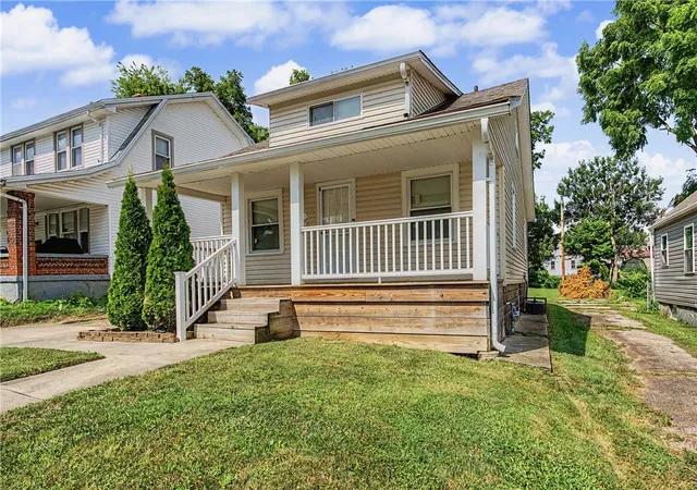3rd image of 329 Roxbury Rd, Dayton, OH 45417 | MLS# 964355