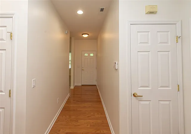 Listing Photo 4 - Condo for sale in building located at 1451 Little Yankee Run, Centerville, OH 45458