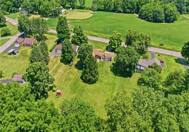 Homes for sale in Xenia, OH | 2105 State Route 235, Xenia, OH 45385 | MLS# 963988