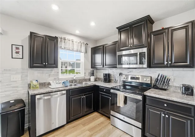 3rd image of 4351 Pimlico Pl, Dayton, OH 45424 | MLS# 964500