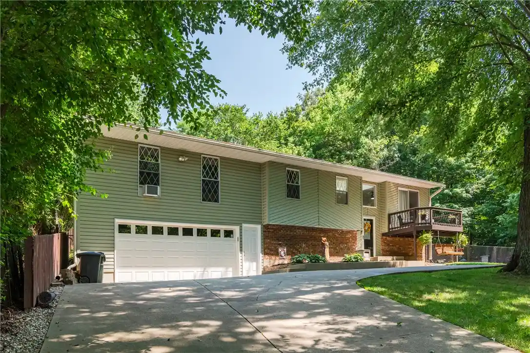 Photo 1 of Single family home for sale at 9142 Germantown Middletown Pike, Germantown, OH 45327 | MLS# 964501 | Listing updated on 2026-10-24