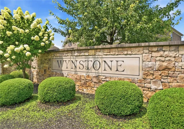 5th image of 2051 Stonewater Dr, Washington Twp, OH 45458 | MLS# 964415