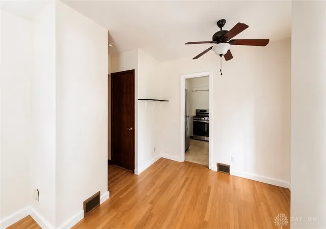 Photo 4 of Single family home for sale at 1032 Hampshire Rd, Dayton, OH 45419 | MLS# 963187 | Listing updated on 2026-08-28