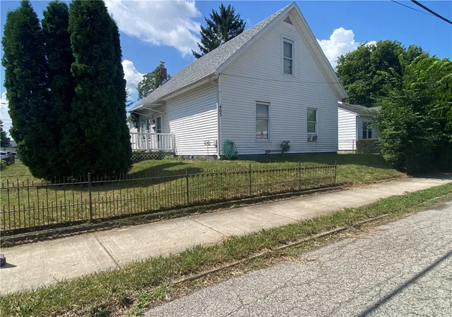 Photo 1 of Single family home for sale at 403 Garnsey St, Piqua, OH 45356 | MLS# 964522 | Listing updated on 2026-07-22