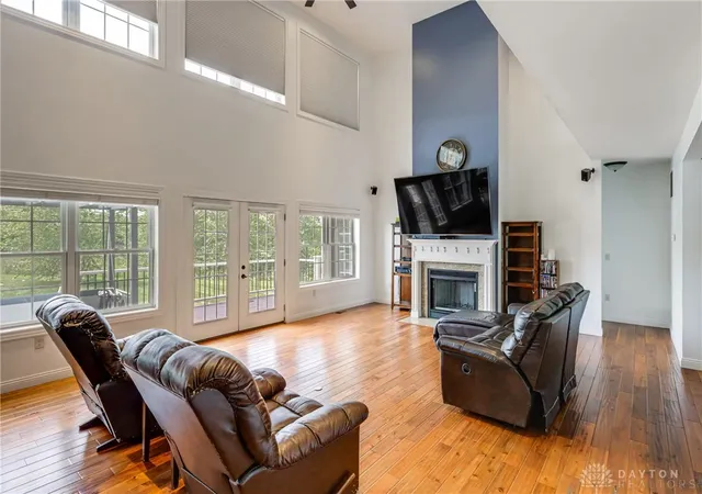 Photo 4 of Sale Pending at 61 White Beech Ct, Springboro, OH 45066 | MLS# 964534 | Listing updated on 2026-08-28