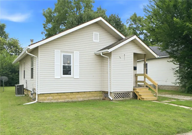 3rd image of 520 Greene St, Fairborn, OH 45324 | MLS# 964567