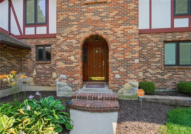 3rd image of 340 E Stonequarry Rd, Vandalia, OH 45377 | MLS# 963881