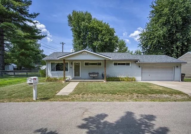 1st image of 31 Hale Ln, Germantown, OH 45327 | MLS# 964627