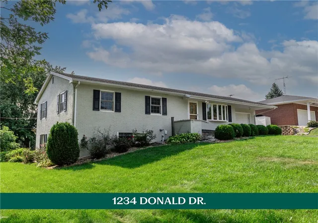 Photo 1 of Single family home for sale at 1234 Donald Dr, Greenville, OH 45331 | MLS# 964632 | Listing updated on 2026-07-22