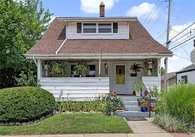 1st image of 11 E Dayton Dr, Fairborn, OH 45324 | MLS# 964639