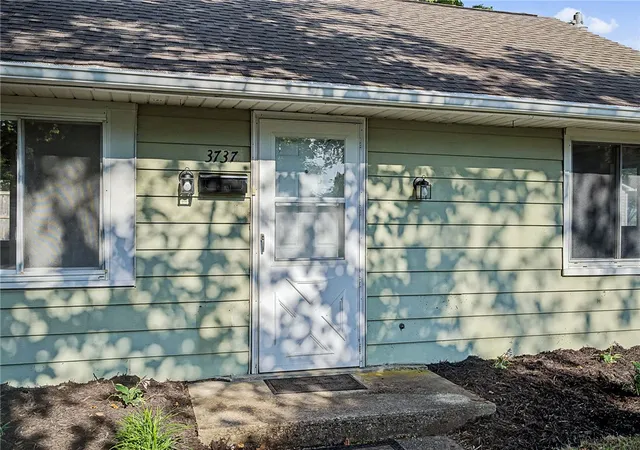 4th image of 3737 Saranac Dr, Dayton, OH 45429 | MLS# 964730