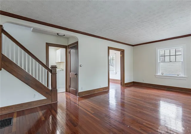 5th image of 9 Wiltshire Blvd, Oakwood, OH 45419 | MLS# 964754