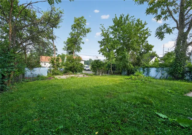 Homes for sale in Dayton, OH | 2241 Kensington Dr, Dayton, OH 45406 | MLS# 964691