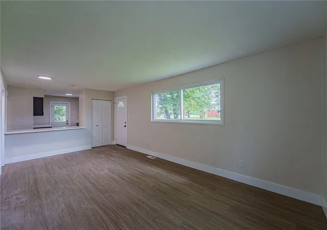 5th image of 5193 Fortman Dr, Jefferson Twp, OH 45417 | MLS# 964731