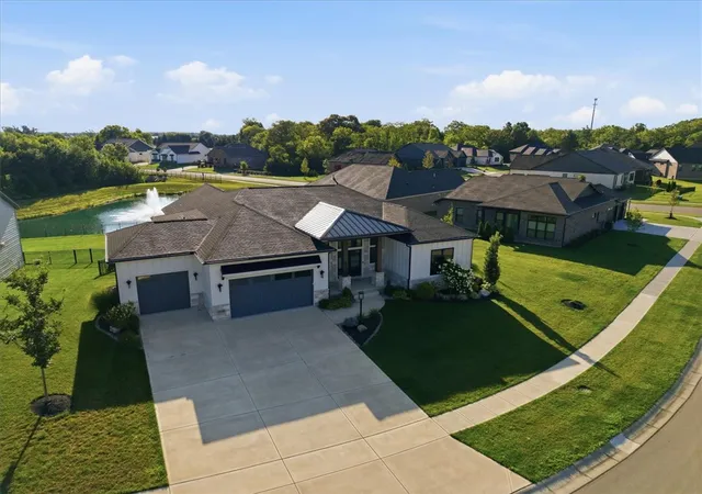 3rd image of 9338 Rochelle Ln, Dayton, OH 45458 | MLS# 964809
