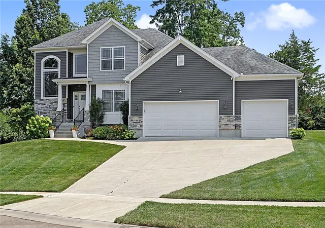 2nd image of 7728 Devonwood Ct, Dayton, OH 45424 | MLS# 963777