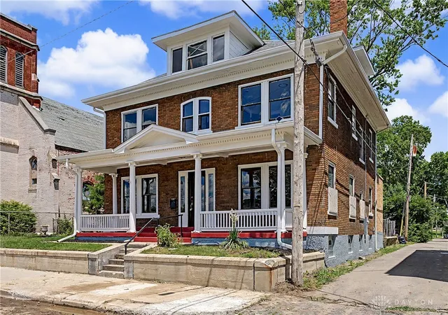 2nd image of 416 N Conover St, Dayton, OH 45402 | MLS# 964846