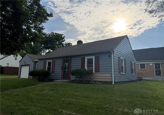 Homes for sale in Dayton, OH | 1402 Shaftesbury Rd, Dayton, OH 45406 | MLS# 964847