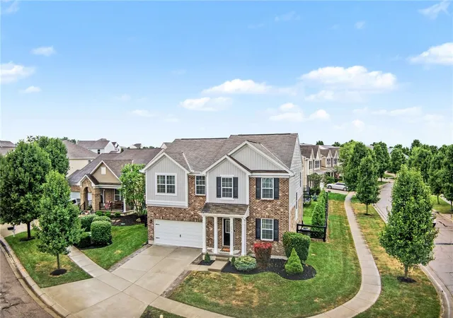 2nd image of 293 Haybrooke Dr, Maineville, OH 45039 | MLS# 964498