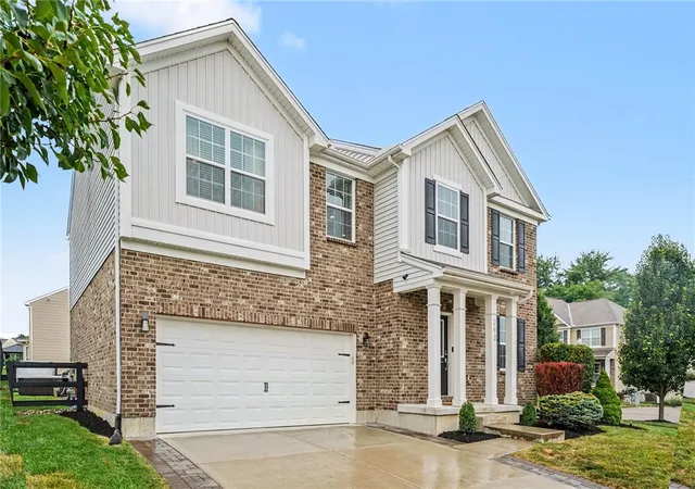 4th image of 293 Haybrooke Dr, Maineville, OH 45039 | MLS# 964498