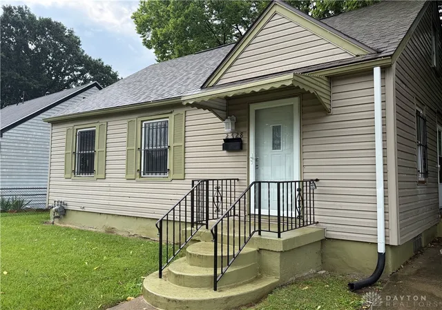Homes for sale in Dayton, OH | 2728 Melbourne Ave, Dayton, OH 45417 | MLS# 964867