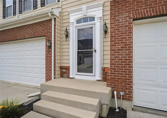 Photo 2 of Townhouse for sale at 2825 Cardiff Ct, Fairfield Township, OH 45011 | MLS# 964877 | Listing updated on 2026-08-04