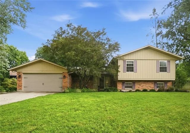 1st image of 8800 Sugarcreek Pt, Dayton, OH 45458 | MLS# 964070