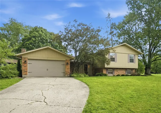 2nd image of 8800 Sugarcreek Pt, Dayton, OH 45458 | MLS# 964070